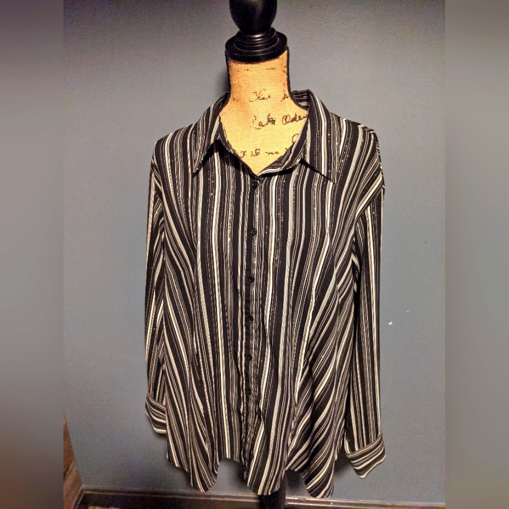 ❄️ East 5th, Women's 3x, button down, Black and White striped Blouse